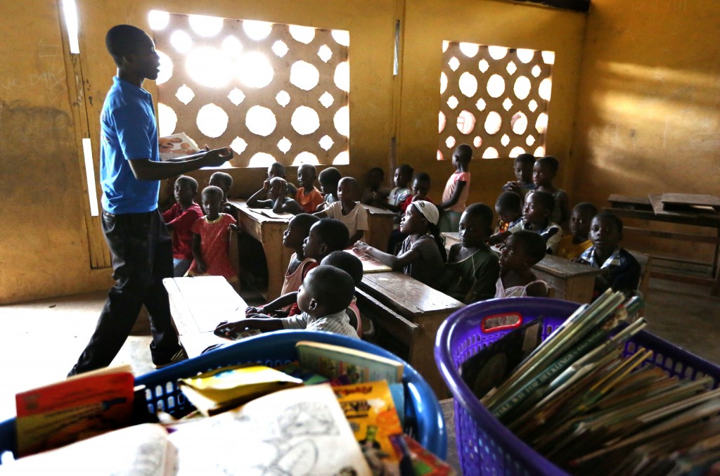 Global Fund for Children: Ghana A volunteer at Street Library Ghana.